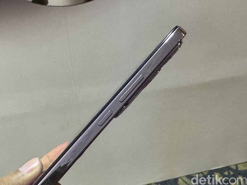 Vivo V40 Lite