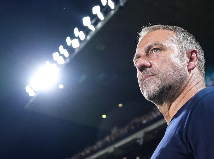 MADRID, SPAIN - AUGUST 27: Hansi Flick, head coach of FC Barcelona, looks on during the Spanish league, La Liga EA Sports, football match played between Rayo Vallecano and FC Barcelona at Vallecas stadium on August 27, 2024, in Madrid, Spain. (Photo By Oscar J. Barroso/Europa Press via Getty Images)