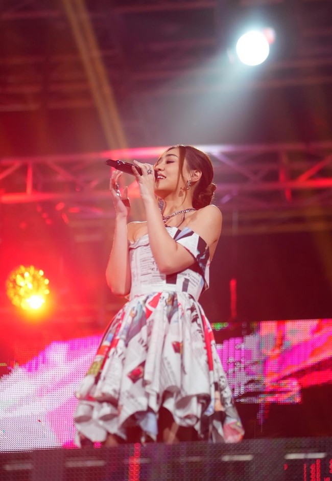 Banyak juga yang menyebut jika aura Aaliyah semakin terpancar setelah menikah.  Foto: Instagram/@aaliyah.massaid