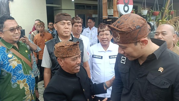 AHY, Menteri ATR/BPN saat berada di Probolinggo