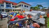 Eksekusi terhadap barang bukti yang dinyatakan dirampas untuk negara telah berdasarkan keputusan pengadilan yang telah berkekuatan hukum tetap, ujar Kepala Kejari Kabupaten Bandung, Donny Haryono Setyawan.