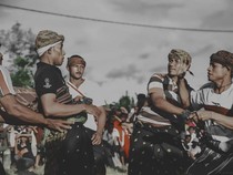 Tradisi Etu, Tinju Adat Nagekeo: Kucuran Darah yang Dipercaya Suburkan Tanah