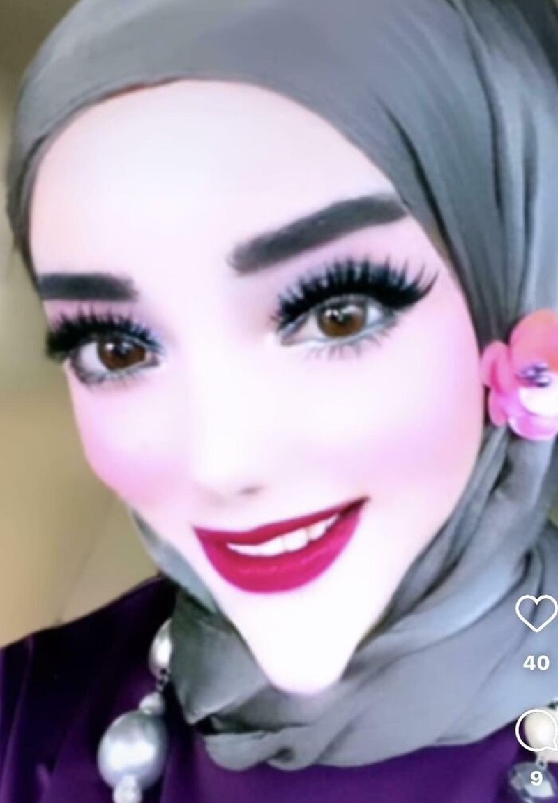 Foto di Medsos VS Kenyataan