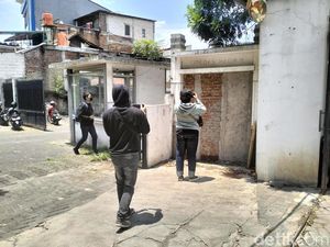 Akses Jalan Warga di Gang Cipedes Hegar Bandung Ditembok