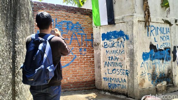 Gang Cipedes Hegar Bandung yang ditembok