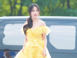 7 Gaya Artis Korea di Seoul Drama Awards 2024, Dian Sastro Hingga Kim Hye Yoon