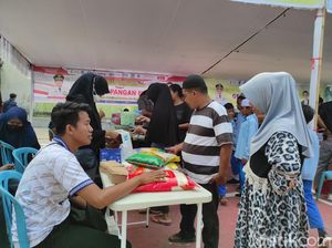 Pemprov NTB Gelontor 2 Ton Beras Bulog untuk Stabilkan Harga