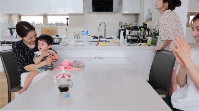 Dapur di rumah Jung So Min