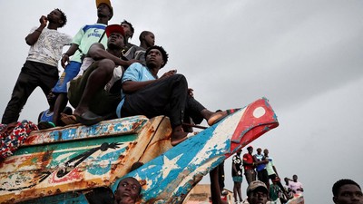 Keseruan Warga Senegal Nonton Pertandingan Sepakbola