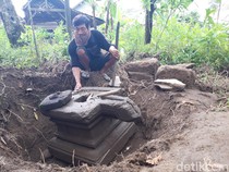 Warga Bongkar Batu Keramat di Kebun Belakang, Temukan Yoni-Fragmen Arca