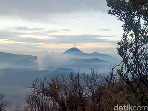 Ini Alasan Terbangkan Drone dan Video Komersial di Bromo Ditarif Rp 2 Juta