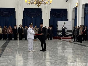 Bachril Bakhri Dilantik Sebagai Pj Bupati Bogor, Ini Pesan Bey