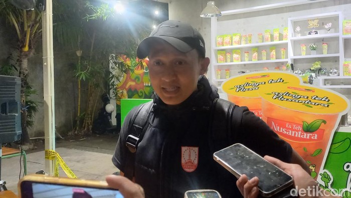 Karteker Persis Solo Yogie Nugraha, saat ditemui di Persis Store, Kecamatan Banjarsari, Kota Solo, Kamis (26/9/2024).