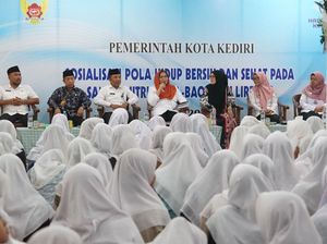 Santri di Ponpes Kota Kediri Digiatkan untuk Selalu Hidup Bersih