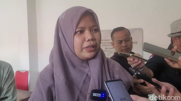 Politisi PDI-P, Juwita Wulandari ditetapkan sebagai Ketua DPRD Lebak, Banten, periode 2024-2029. (Fathul/detikcom)