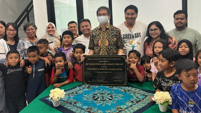 Rumah Singgah Sabam Sirait dan Komitmen Bang Ara untuk Pendidikan-Kesehatan di Jabar