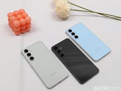 Unboxing Samsung Galaxy S24 FE yang Layarnya Makin Luas