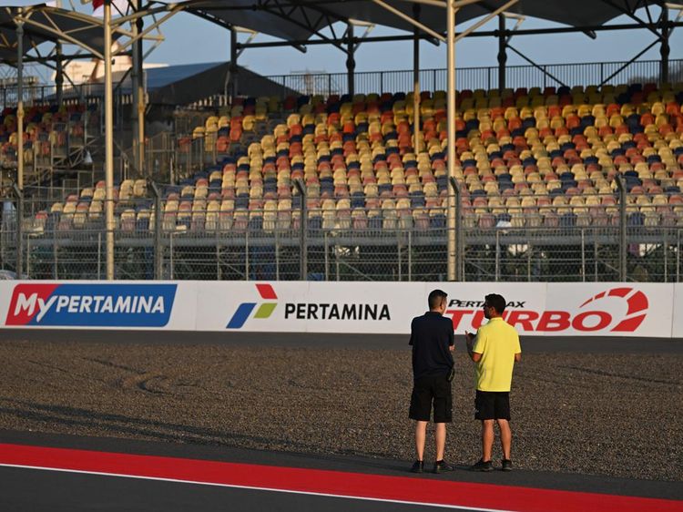 Suasana Persiapan MotoGP di Sirkuit Mandalika