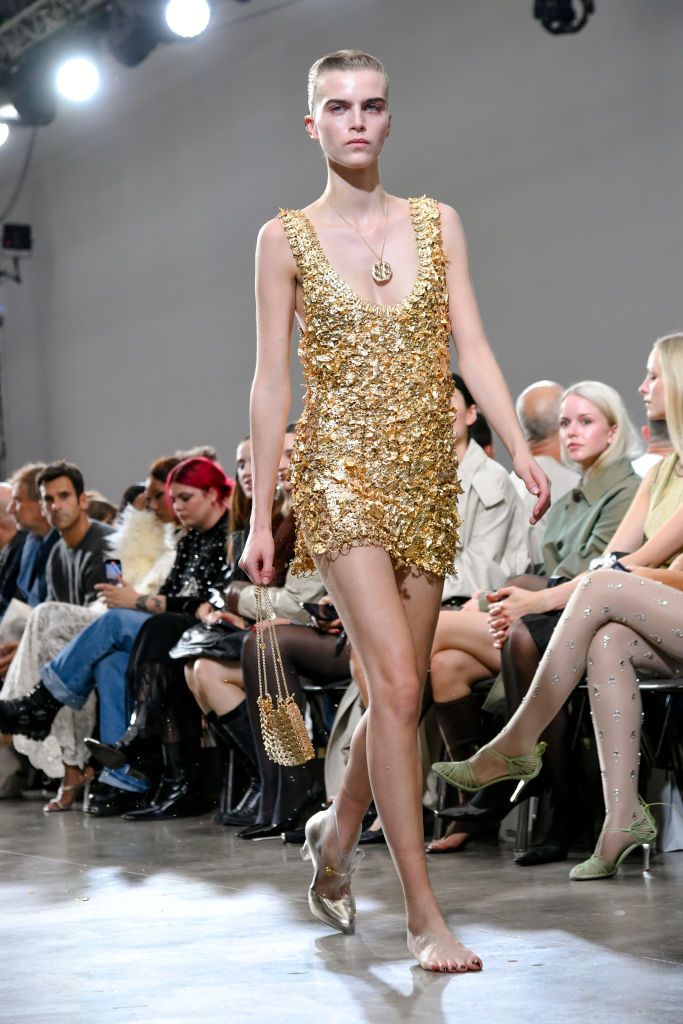 Model on the runway at Rabanne RTW Spring 2025 as part of Paris Ready to Wear Fashion Week held at Palais de Tokyo on September 25, 2024 in Paris, France.  (Photo by Dominique Maitre/WWD via Getty Images)
