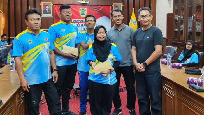 Acara pelepasan 33 atlet asal Klaten mewakili Jateng di ajang Peparnas ke-17 di Solo