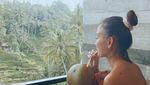 Serunya Agnez Mo Saat Kulineran di Bali hingga Jepang