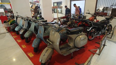 Berburu Barang Antik di Pasar Nostalgia Surabaya