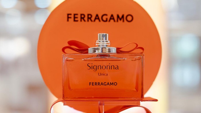 Ferragamo Signorina Unica.