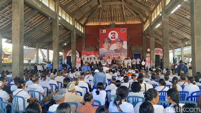 Gus Par-Pandu saat melaksanakan kampanye di Kelurahan Subagan, Karangasem, Jumat (27/9/2024).