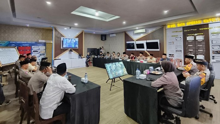 Jajaran Polresta Banyuwangi ikuti doa bersama