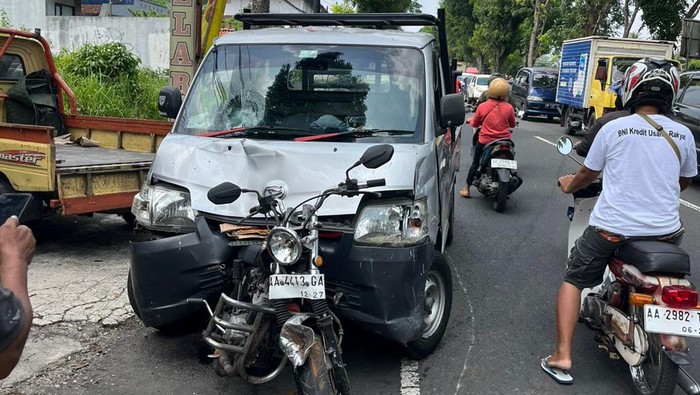 Lokasi kecelakaan beruntun di Jalan Raya Magelang-Salaman tepatnya di Dusun Ngasem, Desa Banjarnegoro, Kecamatan Mertoyudan, Kabupaten Magelang.