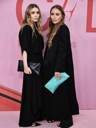 Ashley Olsen dan Mary-Kate Olsen.