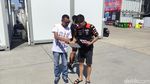 Momen-momen Kedekatan Rider MotoGP Mandalika 2024 dengan Fans