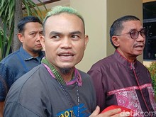 Pemeriksaan Vadel Ditunda, Edwin Mirzani Sindir: Kurang Garam Badannya