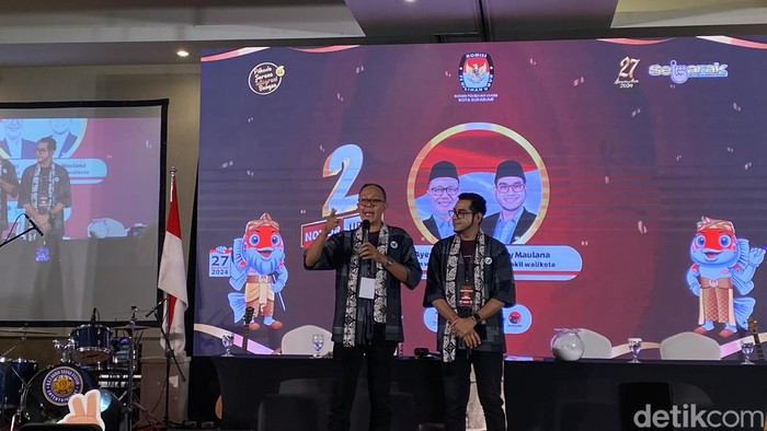Pasangan calon Ayep Zaki-Bobby Maulana di Pilwalkot Sukabumi 2024