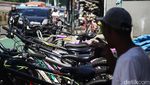 Geliat Penjualan Sepeda di Pasar Rumput yang Terus Menyusut