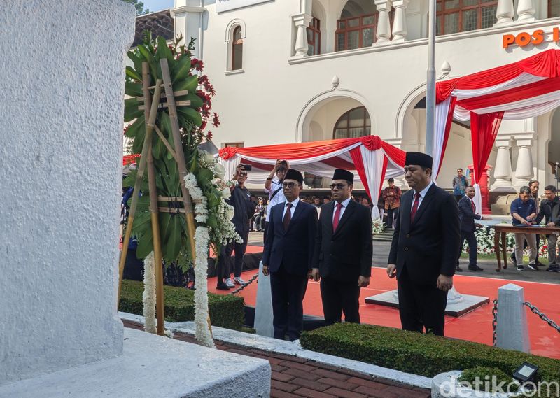 Peringatan Hari Bhakti Postel ke-79 di Kantor Pusat Pos Indonesia, Bandung, Jumat (27/9/2024)