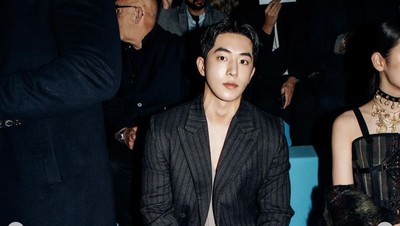 10 Gaya Artis Korea di Paris-Milan Fashion Week 2024, Jennie Berambut Pirang