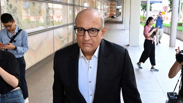 Singapores former transport minister S. Iswaran arrives at the Supreme Court in Singapore September 24, 2024. REUTERS/Caroline Chia