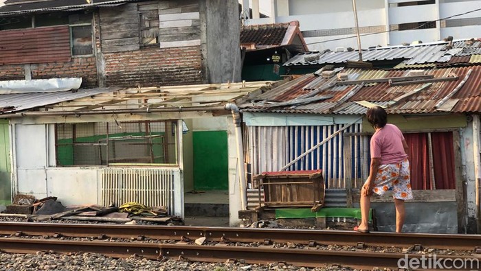Potret kawasan Bong Suwung, Kota Jogja, setelah warga menerima tawaran PT KAI soal kompensasi untuk membongkar tempat tinggal  mereka secara mandiri, Jumat (27/9/2024) sore.