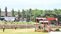 Rektor Institut Pemerintahan Dalam Negeri, Hadi Prabowo, memimpin upacara penutupan Diksarmendispra sekaligus menyematkan nama “Harist Prasidya” pada calon praja (capra) angkatan XXXV yang berarti kompeten, ahli, cerdas, kreatif dan unggul.