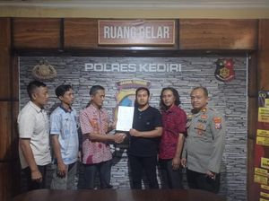 Motif Keluarga di Balik Viral Pria Pare Kediri Ditendang hingga Pingsan