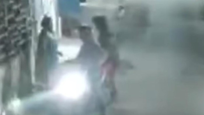 Rekaman CCTV nenek di Kota Batu saat dijambret