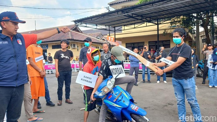 Rekonstruksi Ungkap Kebrutalan Pengeroyok Pelajar di Tasikmalaya