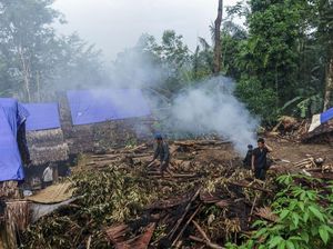 Rumah-Lumbung di Suku Badui Rusak Imbas Puting Beliung