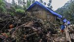 Rumah-Lumbung di Suku Badui Rusak Imbas Puting Beliung