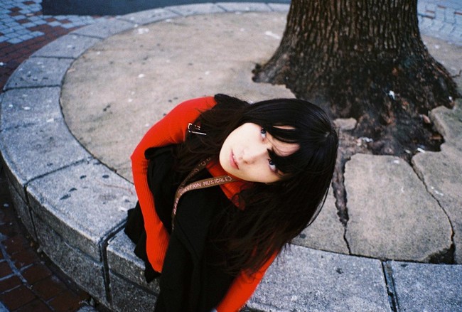 Lebih lanjut Amaarashi mengungkap sosok sang istri yang baru menikah dengan sang penyanyi pada Maret tahun ini  Amaarashi menyebut jika penyakit pelantun OST Erased ‘It Is Like A Small Light’ itu tidak menghalangi semangatnya dalam musik. Foto: Instagram Sayuri