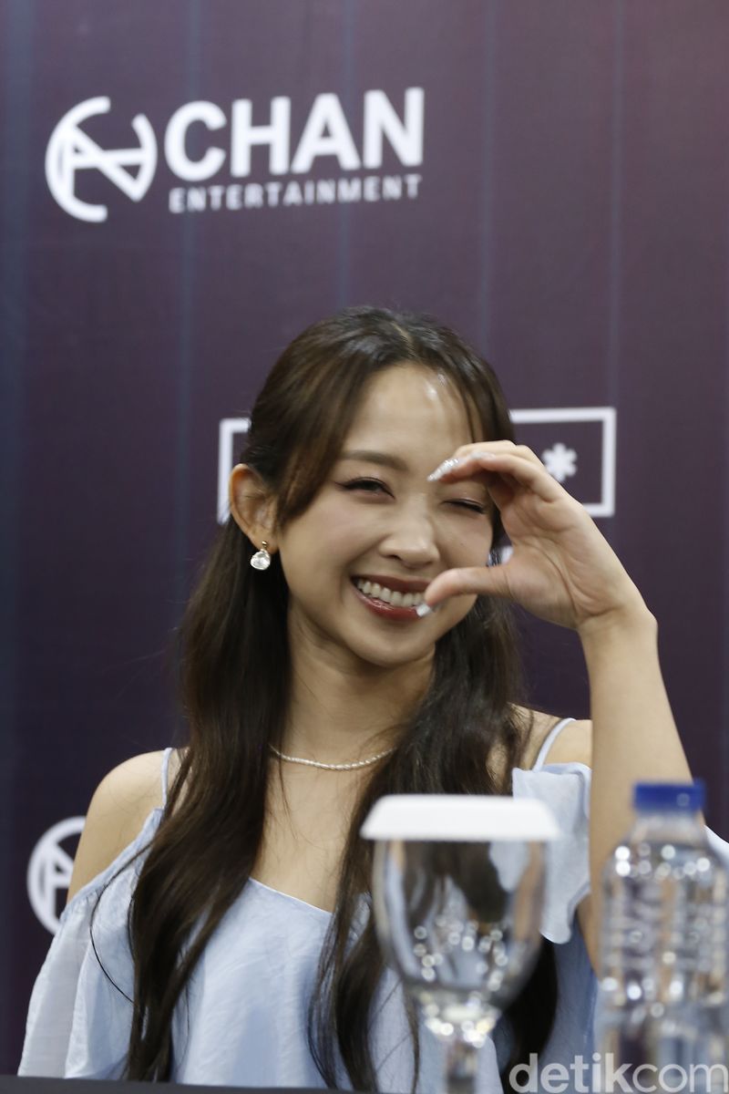 Secret Number menghadiri dalam konferensi pers Secret Number [pasSworLd concert] di kawasan Jalan Barito, Kebayoran Baru, Jakarta Selatan pada Jumat (27/9/2024).