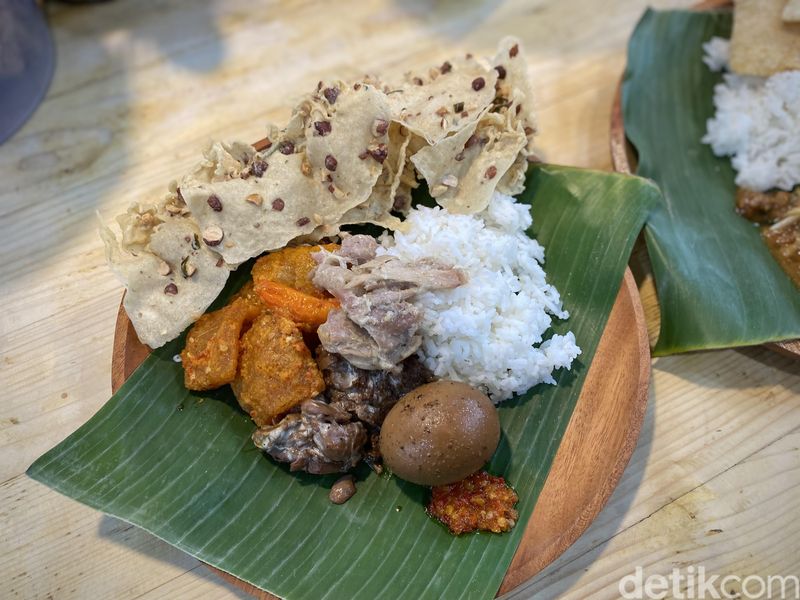 Sego Pecel Bu Hermin