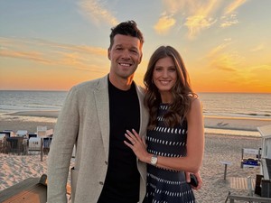 Michael Ballack Rayakan Ultah Bareng Pacar, Teman Anaknya Lebih Muda 24 Tahun