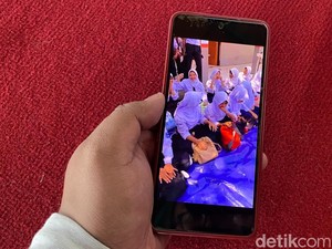 Siswa SMPN 60 Bandung Terpaksa Belajar di Luar Kelas, Ini 5 Faktanya